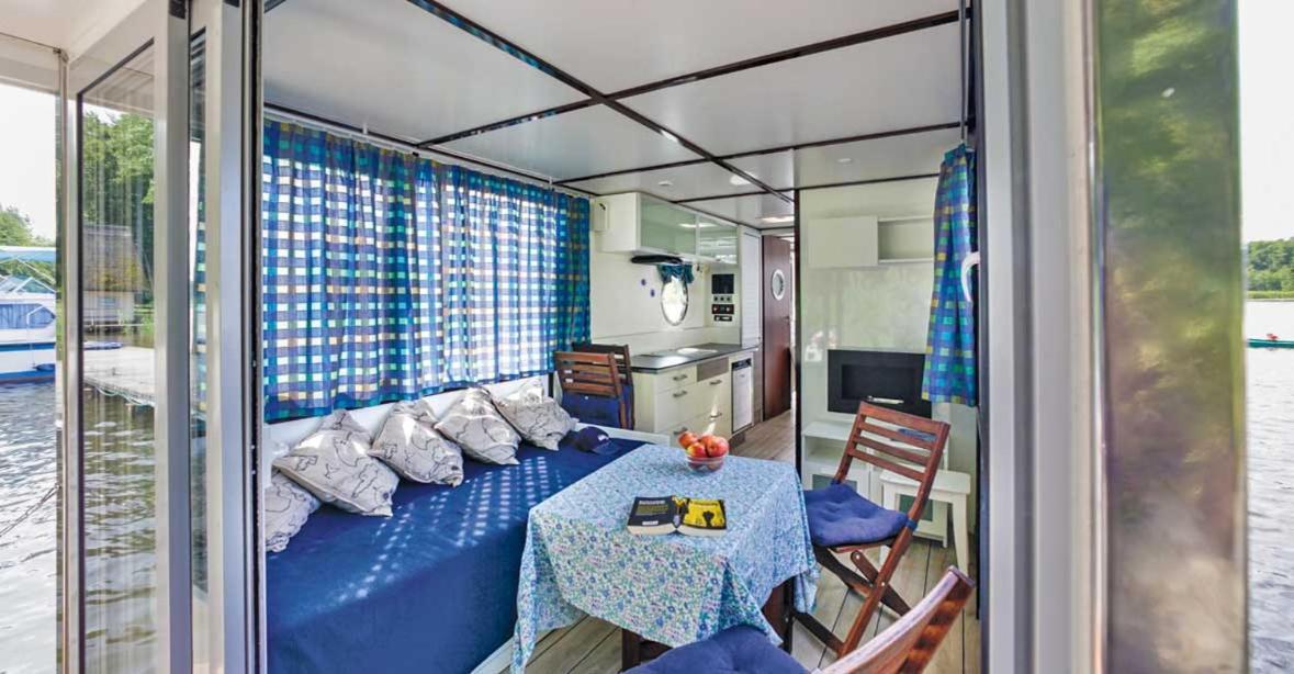 Kuhnle-Tours Ferienwohnung Рехлін Екстер'єр фото
